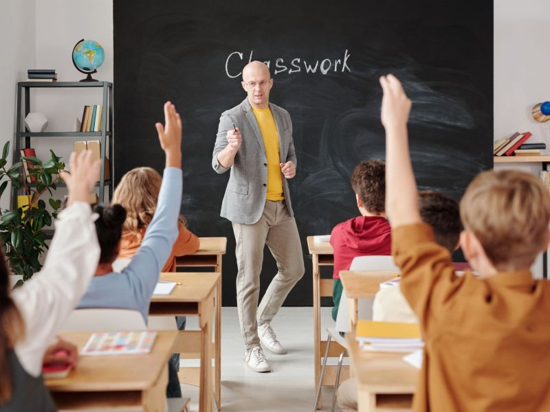 Devenir enseignant dans le privé en 2027 : quel concours pour votre parcours ?