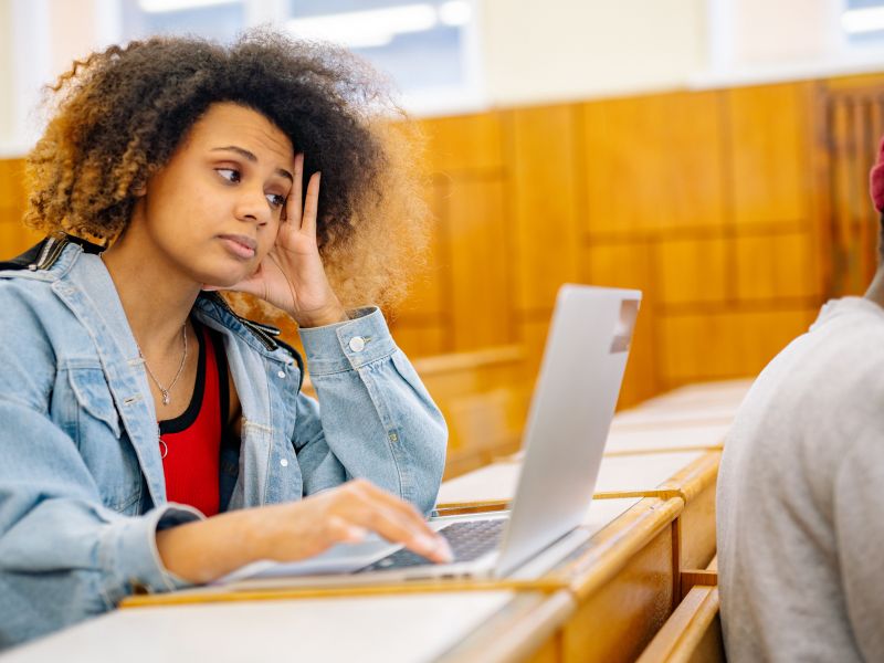 Parcoursup 2026 : que faire cet été si votre enfant n'a toujours pas de formation ?