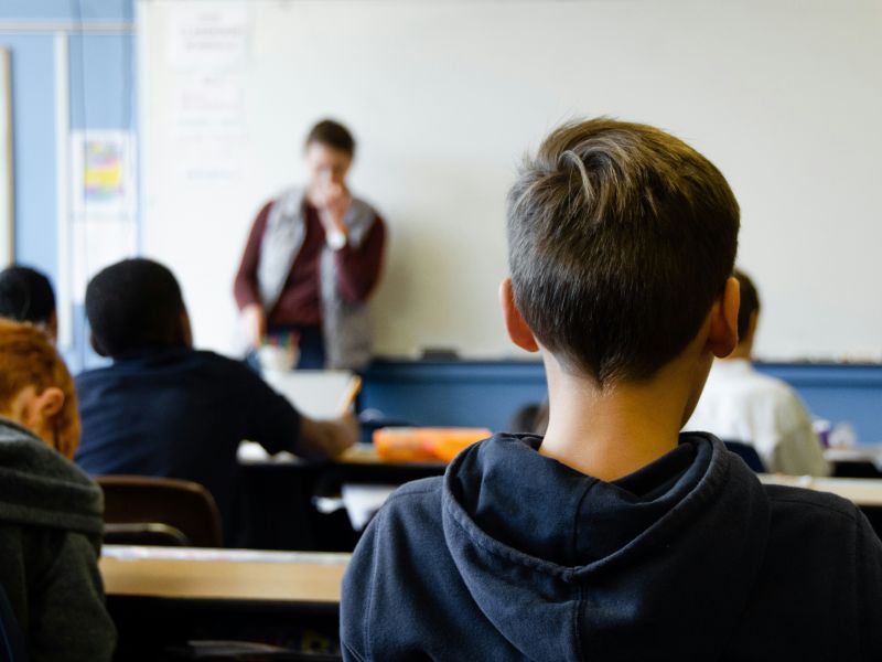 Violences à l’école : un message adressé à toutes les familles, dans le public comme dans le privé